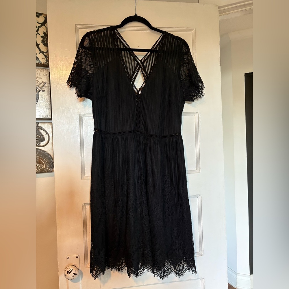 Forever 21 Black Lace Midi Dress size 2X